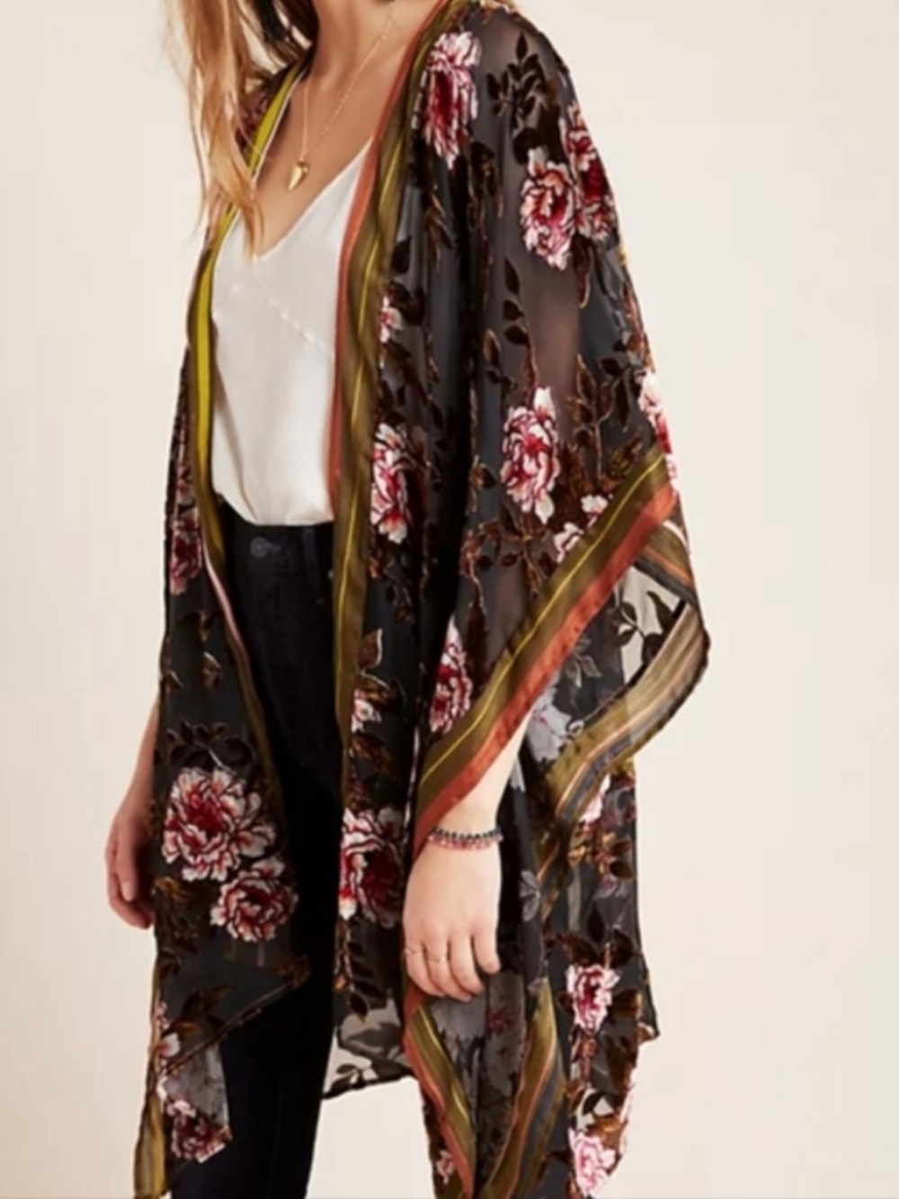 OS Aratta Silent Journey Viola Burnout Velvet Kimono Floral Stripe Black Pink